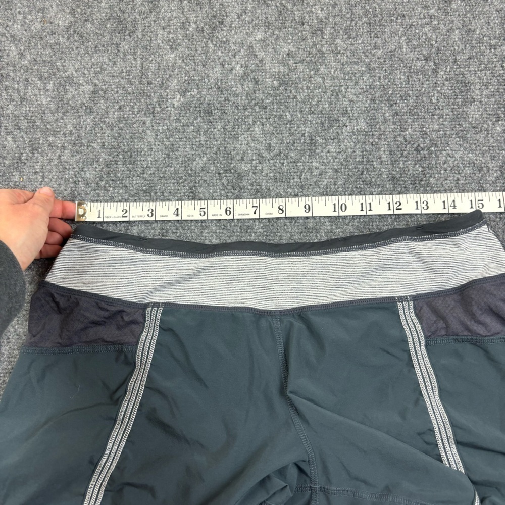 LULULEMON Women’s Run: The Fastest Short Coal/Heathered Coal Wee Stripe size: 8 - Picture 8 of 10